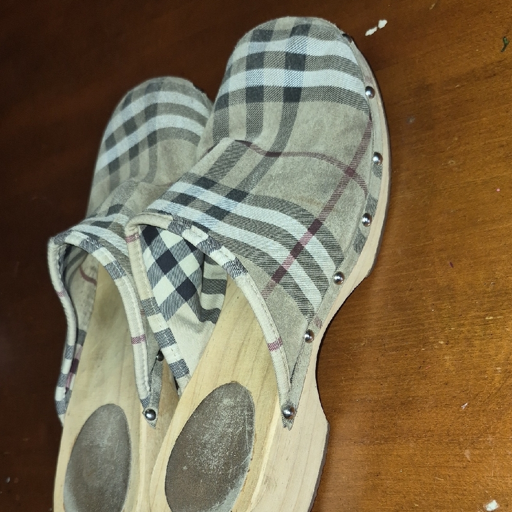 Burberry Plaid Slip-On Mules with Stud Accents - Picture 11 of 14